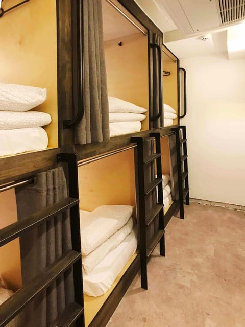 Bed, Bedroom, bunk bed