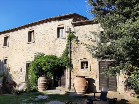 Agriturismo Frantoio Valiani Farm Stay in Umbria
