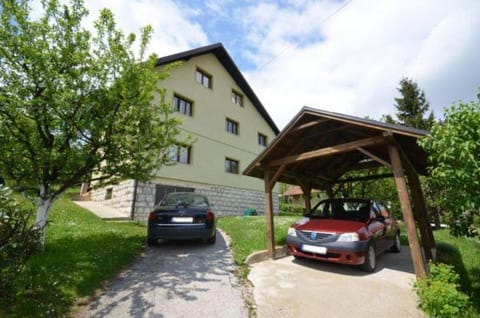 Kuća Ristanović Čajetina Apartment in Zlatibor District, Serbia