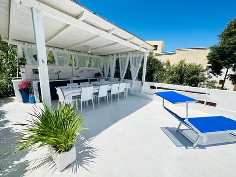 Balcony/Terrace, kitchen