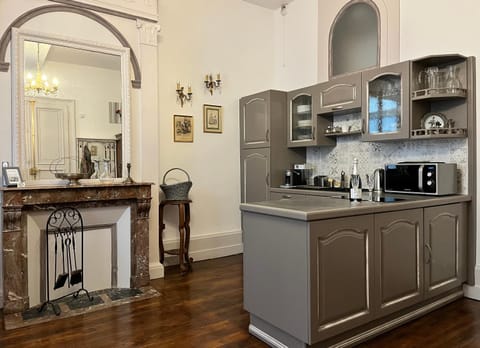 Coffee/tea facilities, Kitchen or kitchenette, toaster