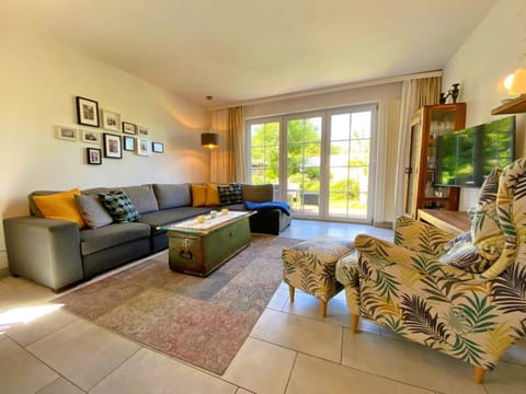 Deichweg House in Zingst