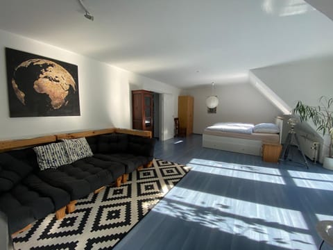 Zentrale Ferienwohnung Anker im Sonnenblumenhaus Apartment in Flensburg