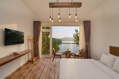 Natural landscape, Photo of the whole room