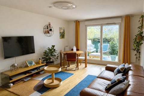 Passion et détente by UTA HOUSE Apartment in Saint-Denis, France