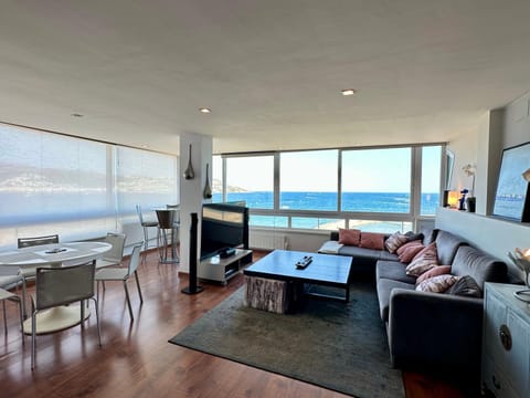 Natural landscape, Dining area, Sea view