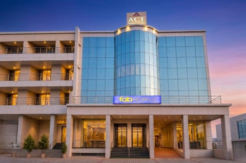 Property building, Facade/entrance