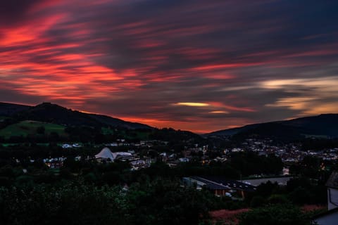Llangollen Shepherds Huts Luxury tent in Llangollen