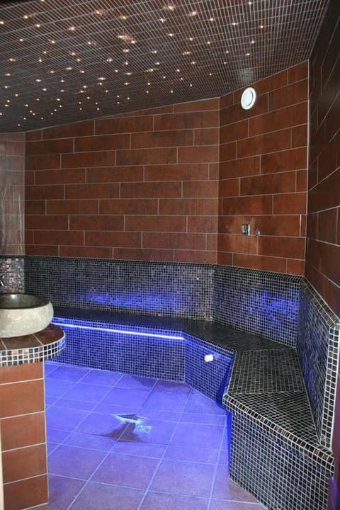 Les Chalets du Chaberton, Pied de pistes et Spa Apartment in Montgenèvre