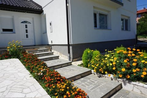 Villa ‘Stone Chair’ in Sarajevo, Vogosca Villa in Sarajevo