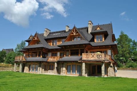 Property building, Garden
