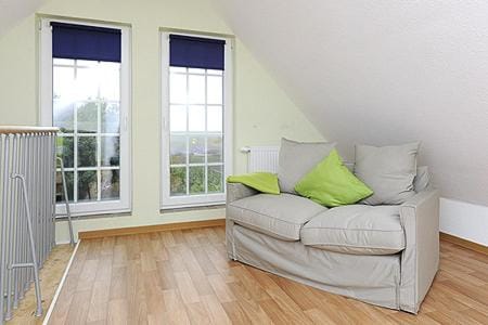 Bauernhofferien Schild Fewo Strand Apartment in Wangerland