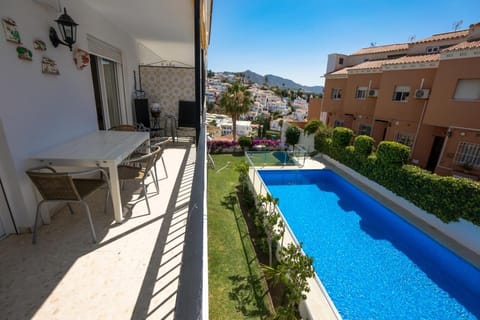 Garden, Balcony/Terrace, Swimming pool