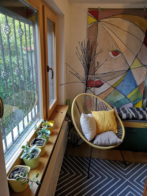 Seating area, Garden view