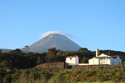 Garden view, Landmark view, Mountain view
