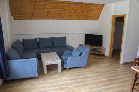 Bujtinat e lugines valbone Bed and Breakfast in Montenegro