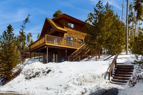 Deer Path Escape House in Dillon