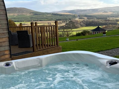 Natural landscape, Hot Tub, Mountain view