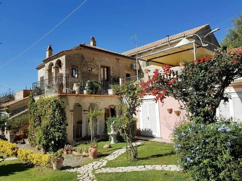 Bed and Breakfast Nefer Bed and Breakfast in Basilicata
