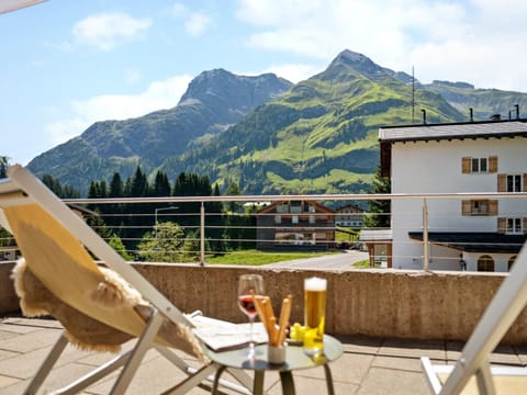 Nearby landmark, Natural landscape, View (from property/room), Balcony/Terrace, Mountain view