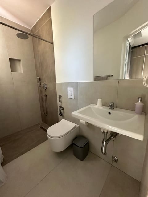 Apartment's Meti Bed and Breakfast in Ulcinj Municipality