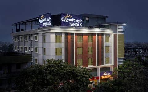 Property building, Facade/entrance