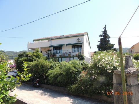 Apartments Suljic - Cash Only Property Apartment in Stari Grad