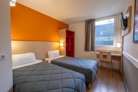 Quiet street view, air conditioner