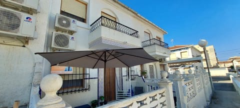 Property building, Patio, Off site, Balcony/Terrace, Balcony/Terrace, air conditioner