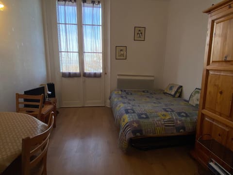 Studio cosy près des quais d'Evian - FR-1-498-51 Apartment in Évian-les-Bains