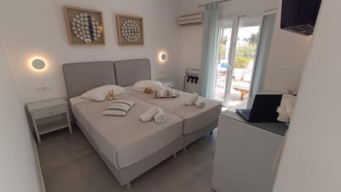 Cyclades Studios Hotel in Paros