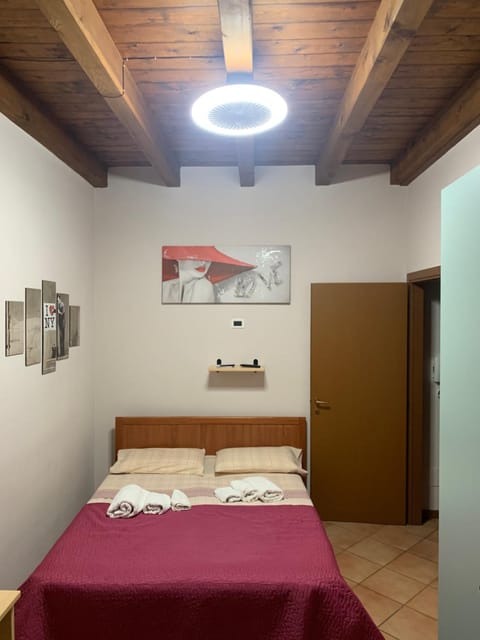 Bed, Photo of the whole room, Bedroom, towels, wardrobe