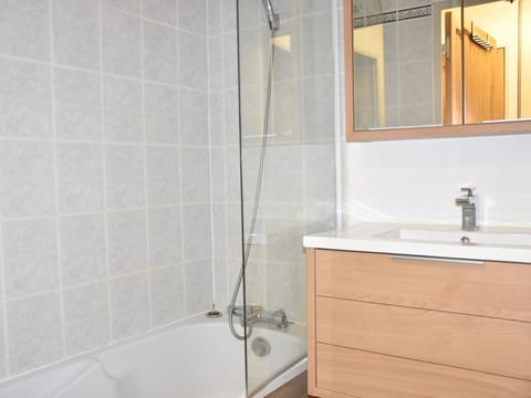 Appartement cosy proche commerces, animaux bienvenus, parking - FR-1-464-160 Apartment in Pralognan-la-Vanoise