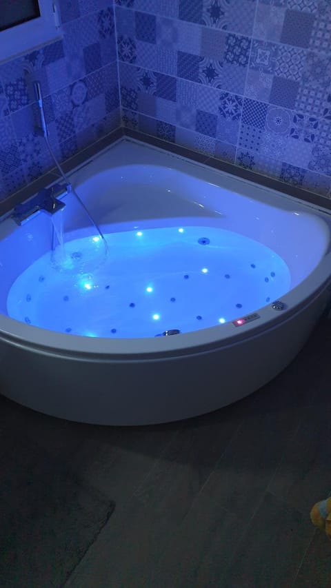 Le Mas de la Corniche House in Provence-Alpes-Côte d'Azur