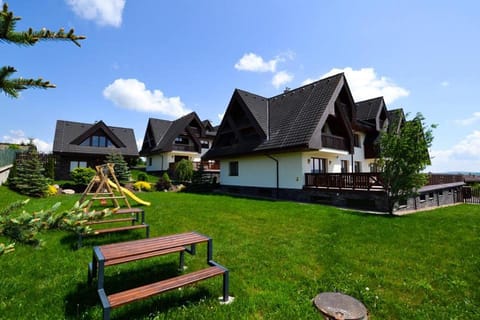 Property building, Spring, Day, Natural landscape, Children play ground, Garden, Garden view