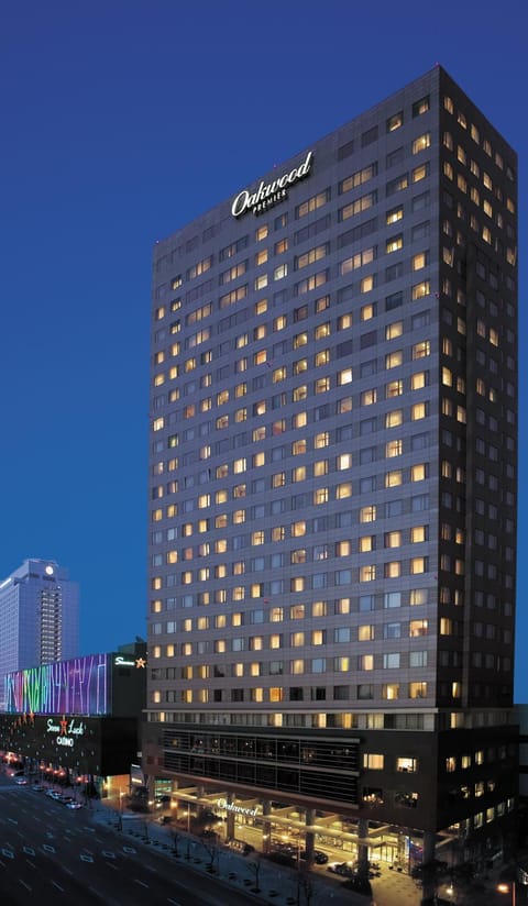 Property building, Night