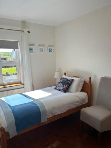 Nellie Dee's - Room Only Bed and Breakfast in Doolin