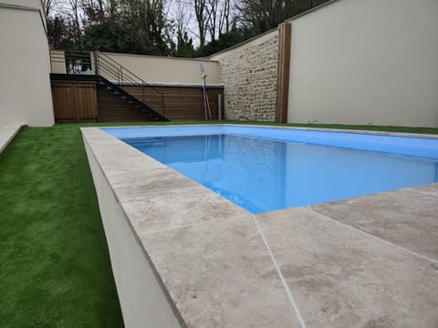 Le Bacchus House in Chablis