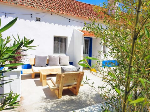 Patio, Balcony/Terrace, Seating area