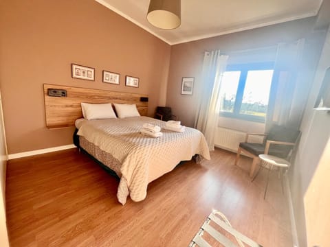 SUNNY 3, Two-bedroom apartment with parking Apartment in Decentralized Administration of Macedonia and Thrace