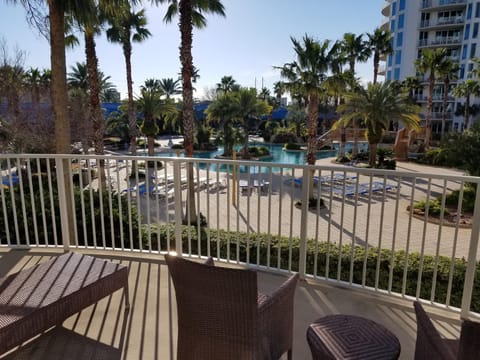 Balcony/Terrace, Pool view