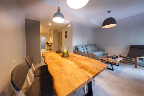 Living room, Dining area