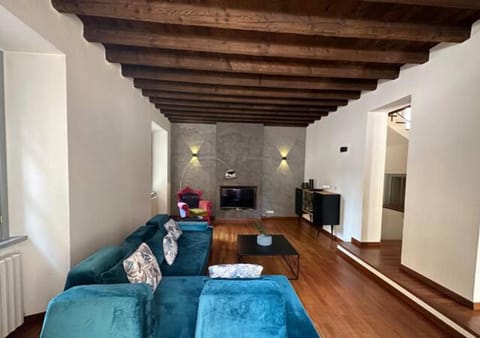 Villa Magnolia House in Como