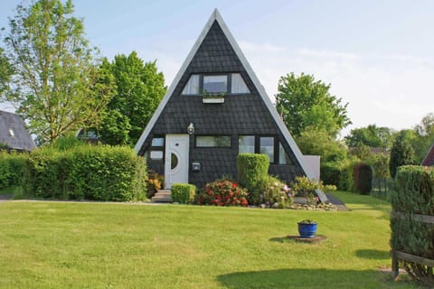 Zeltdachhaus _ strandnah _ extra T House in Damp