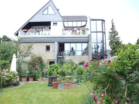 Property building, Spring, Garden