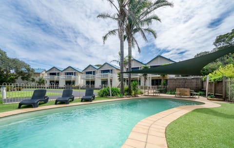 BBQ facilities, Swimming pool
