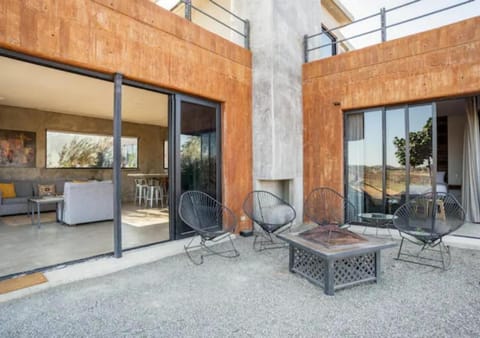 Patio, Off site, Day, View (from property/room), Balcony/Terrace