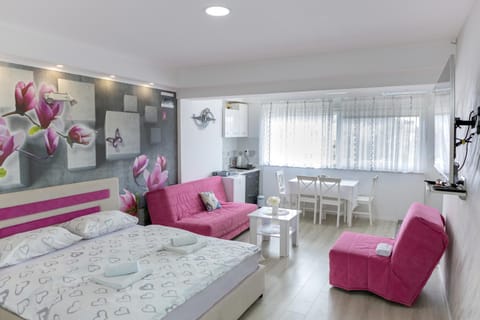 Bed, Living room, Photo of the whole room