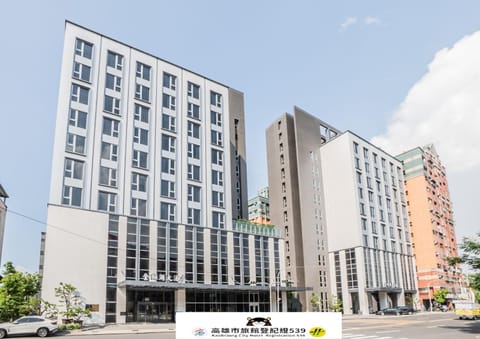 Property building, Day, Neighbourhood, Street view, Location