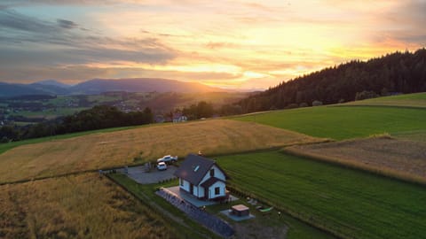Nearby landmark, Off site, Day, Natural landscape, Mountain view, Sunrise, Sunset